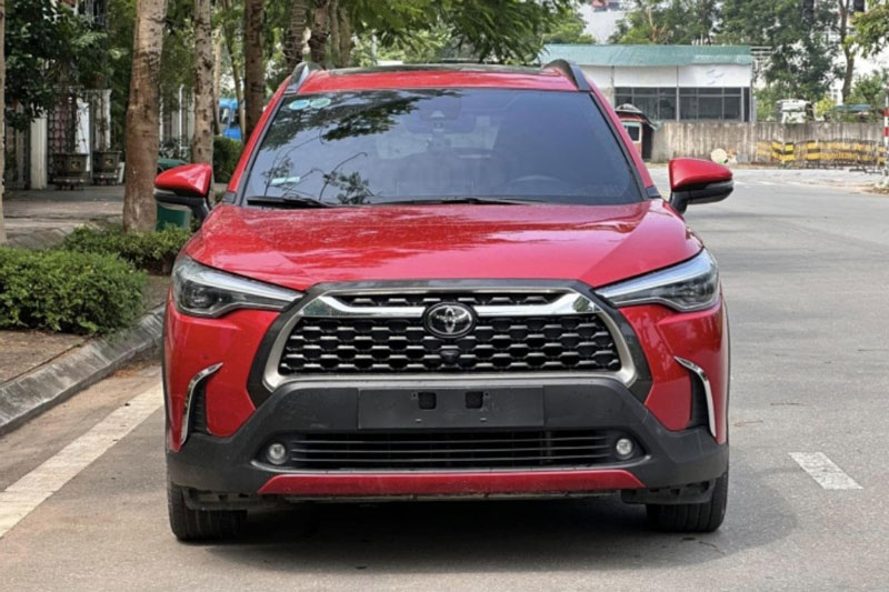 Toyota Corolla Cross lăn bánh 3 năm lên sàn xe cũ với giá bao nhiêu?