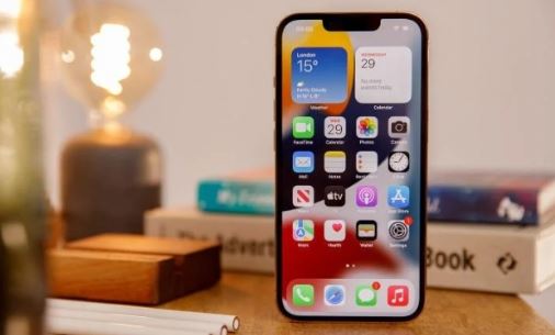 Đây là mẫu iPhone có màn OLED 120Hz rẻ nhất Việt Nam, giá rẻ như iPhone 12, không cần iPhone 16 Pro
