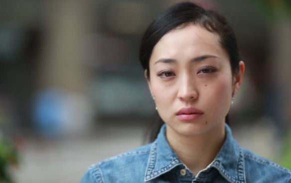 Ngán cảnh chị dâu thứ bắt trộm gà nhà tôi, gửi dâu út mang đi bán