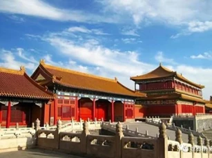 Tử Cấm Thành có 9.000 phòng, vì sao cung điện của hoàng đế chỉ có 3 mét vuông?