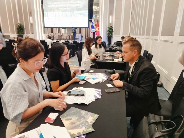 Gần 100 doanh nghiệp Việt Nam - Slovenia giao thương, tìm kiếm cơ hội hợp tác