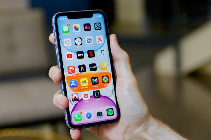 Bảng giá iPhone 11 cuối tháng 9: iPhone 11 rẻ như xả kho, iPhone 11 Pro Max thấp không tưởng