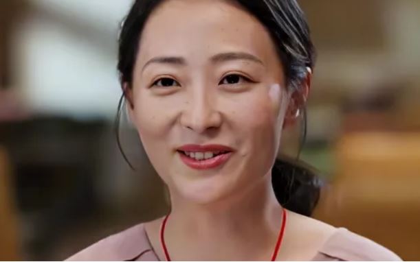 Anh trai vừa mất, sợ chị dâu bị hàng xóm dị nghị, cô em chồng đưa ra quyết định bất ngờ giúp tôi đổi đời