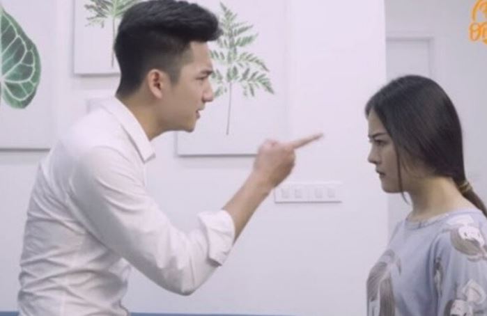 Chồng thu nhập 30 triệu/tháng nhưng vợ vẫn buồn, đọc tin nhắn giữa hai người ai cũng thấy xót cô vợ