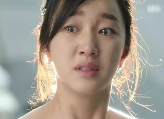 Cưới nhau 3 năm, lần đầu tiên tôi vung tay đánh vợ lần đầu khi chứng kiến cô ấy tiếc rẻ với bố đẻ 500 nghìn