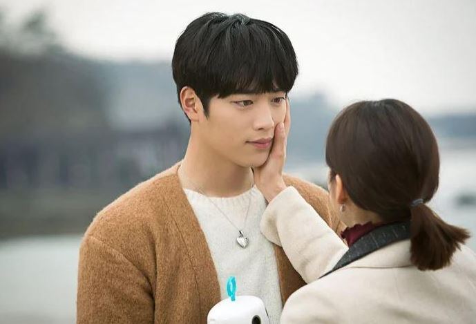 Từng cãi vã muốn ly hôn, thấy chồng chăm con tôi mới nhận ra 3 bài học hôn nhân