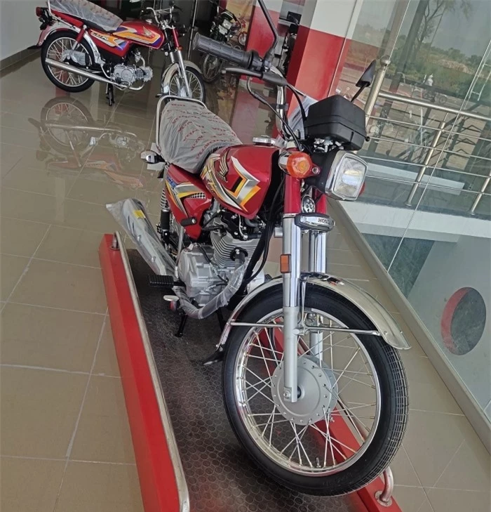 Honda-CG-125-11