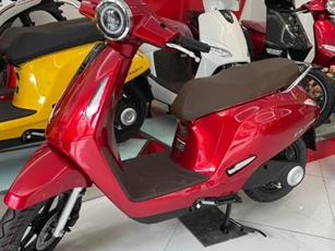 Bảng giá xe máy điện VinFast tháng 10/2024 cực hấp dẫn, 'hạ đo ván' xe Trung Quốc tại Việt Nam vì rẻ