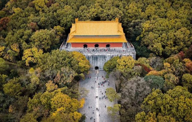 Lý do lăng mộ Chu Nguyên Chương - vị vua vĩ đại nhất lịch sử Trung Quốc bất khả xâm phạm 6 thế kỷ