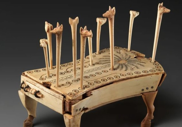 Mộ cổ Tây Á tiết lộ vật dụng gây sốc hơn 4.000 năm trước