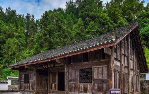 Cụ ông ‘gần đất xa trời’ mới biết mình sinh ra trong 'núi vàng', sở hữu 1 thứ vạn người ao ước