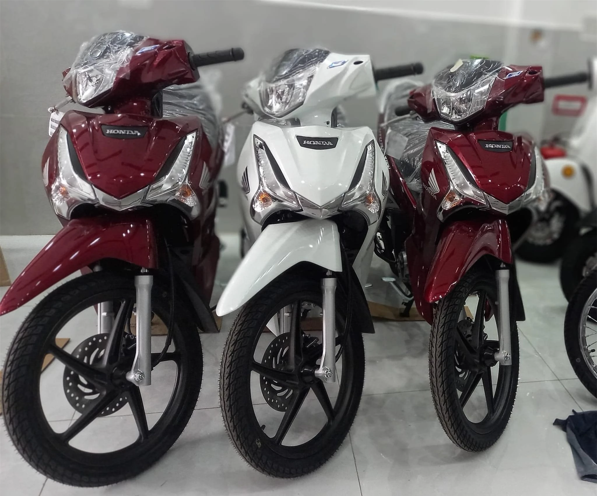 Bảng giá xe Honda Future 125 FI 2024 tháng 10/2024 giảm sập sàn, giá ...