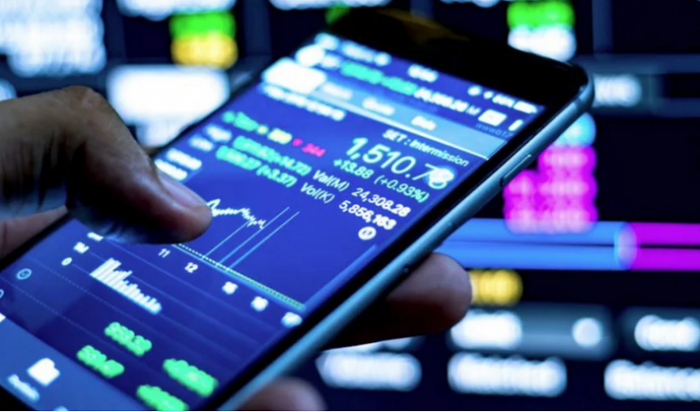 Một người phụ nữ ‘bay’ gần nửa tỷ đồng sau khi nhờ luật sư lấy lại tiền