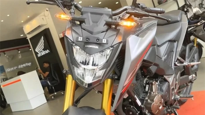 ‘Vua côn tay’ Honda 300cc mở bán giá 62 triệu đồng, có ABS 2 kênh ăn đứt Winner X và Yamaha Exciter ảnh 2