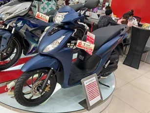 Bảng giá xe Honda Vision tháng 10/2024 rẻ hiếm thấy, khách Việt đổ xô săn đón vì giảm giá 'sập sàn'
