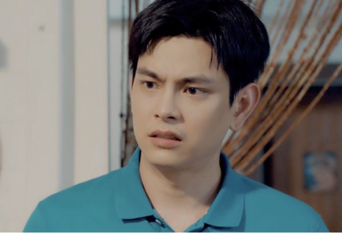 Thấy hộp quà đã bóc của chị hàng xóm giống với cái mà tôi đã tặng vợ, nghe chị ấy giải thích mà tôi hổ thẹn