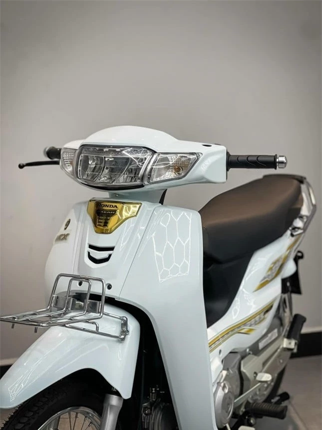 honda-dream-125-2023-2-1922-1728-1728094801.jpg