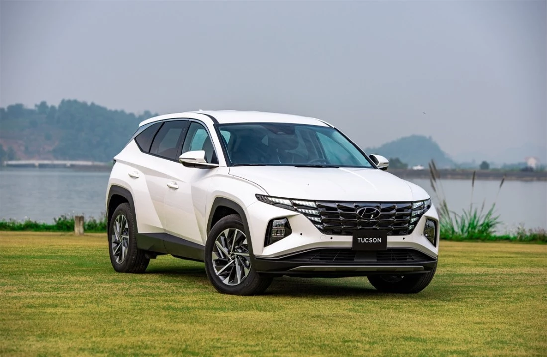 Giá Hyundai Tucson lăn bánh đầu tháng 10/2024: Nhận ưu đãi khủng, rẻ át vía Honda CR-V và Mazda CX-5 ảnh 1