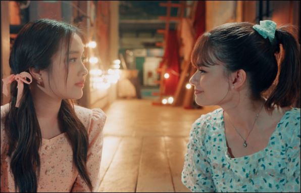 Chị gái bán nhà, cất di ảnh và bát hương của bố mẹ vào trong hòm, khi thiếu tiền nuôi con học hành thì đến kể khổ xin tôi