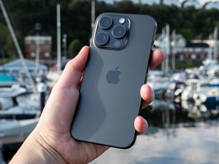 Đây là chiếc iPhone titan đáng mua bậc nhất hiện nay, giá giảm ngay khi iPhone 16 ra mắt