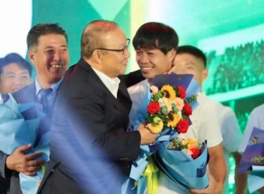 HLV Park Hang Seo: 'Công Phượng vẫn là tiền đạo hàng đầu Việt Nam'