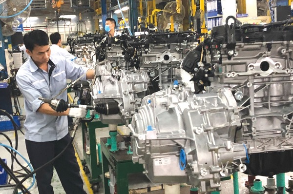 Công nghiệp chế biến, chế tạo vẫn tiếp nối đà tăng trưởng tích cực