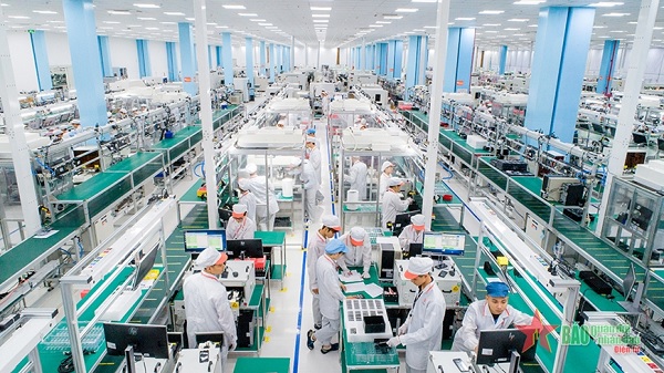 Giải pháp thúc đẩy tăng trưởng mới từ kinh tế số, chuyển đổi xanh