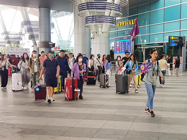 Du lịch Đà Nẵng về đích sớm