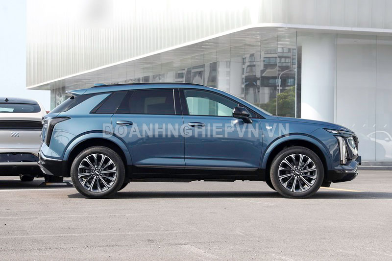 ‘Kẻ huỷ diệt’ Mercedes-Benz GLC ra mắt: Thiết kế hầm hố, công suất 237 mã lực, giá gần 900 triệu đồng