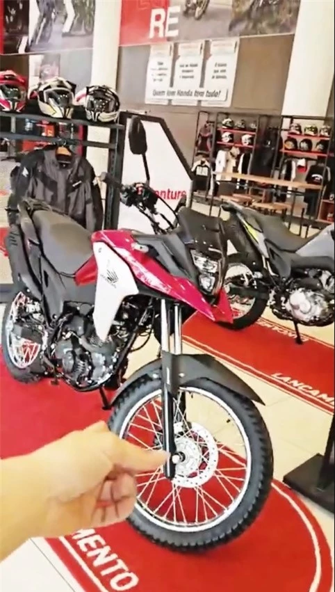 Honda đưa ‘vua côn tay’ 190cc xịn hơn Winner X và Yamaha Exciter về đại lý, có ABS, giá rẻ giật mình ảnh 2