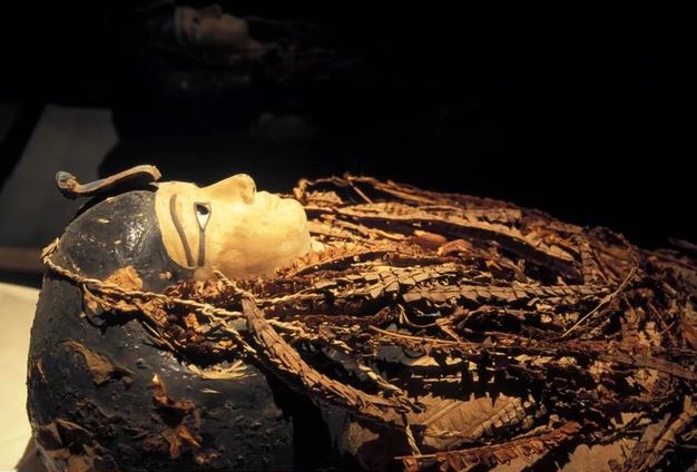 "Hồi sinh" pharaoh Ai Cập nổi tiếng từ xác ướp 3.500 tuổi