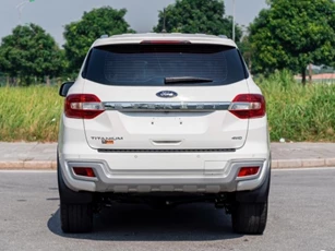 SUV 7 chỗ Ford Everest lên sàn xe cũ với giá không ngờ sau 3 năm lăn bánh
