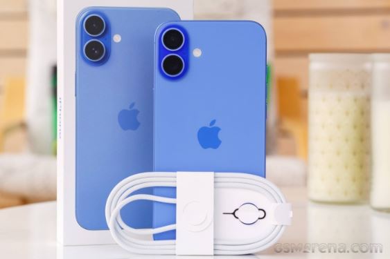 iPhone 16 Plus sẵn hàng, giá rẻ như bèo, tiết kiệm 10 triệu so với iPhone 16 Pro Max vẫn cực ngon