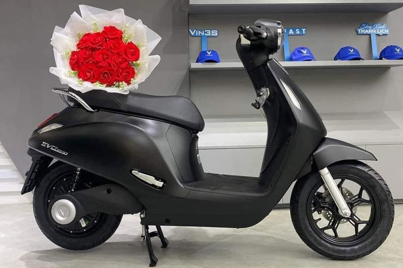 Bảng giá xe máy VinFast tháng 10/2024: Giảm giá 12 triệu đồng