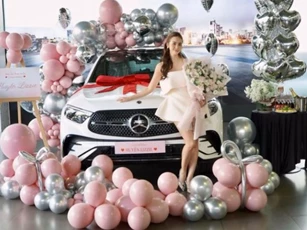 Chiêm ngưỡng siêu phẩm Mercedes-Benz GLC 300 trị giá gần 3 tỷ đồng mà người đẹp Huyền Lizzie vừa tậu