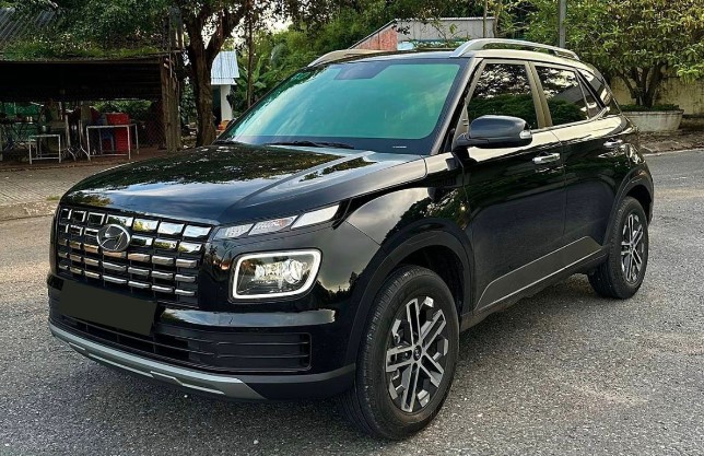 Chạy ‘siêu lướt’ 4.000 km, Hyundai Venue bán lại với giá khó tin