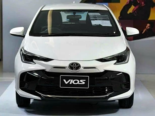 Bảng giá xe Toyota tháng 10/2024: Nhiều mẫu xe giảm giá