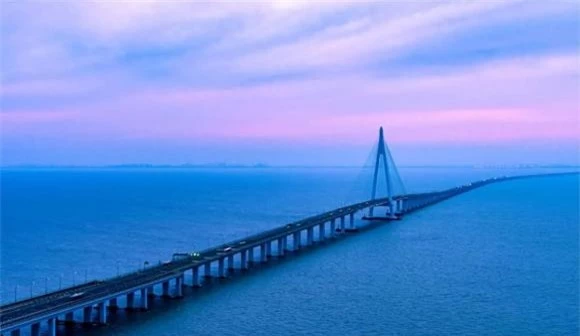 xây dựng cầu, cầu qua biển