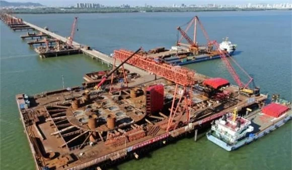 xây dựng cầu, cầu qua biển