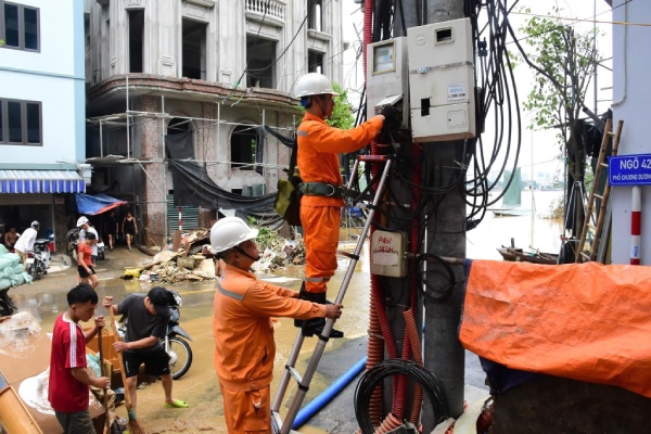 EVN lại lỗ lớn 