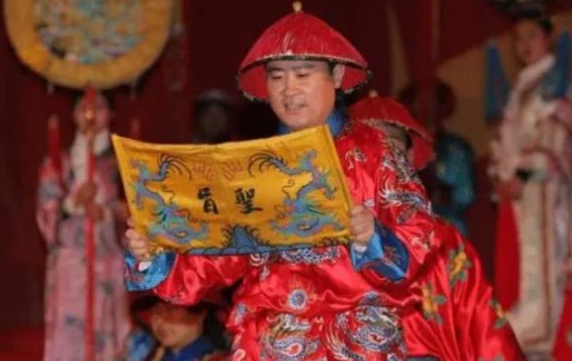 Tại sao thời xưa không có ai giả mạo chiếu chỉ của triều đình?