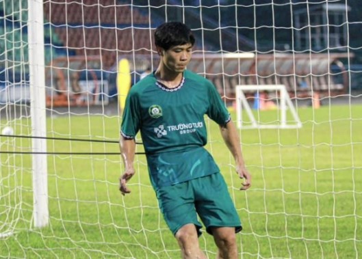 VPF ra thông báo quan trọng, Công Phượng nhận vinh dự đặc biệt ở trận ra mắt CLB Bình Phước