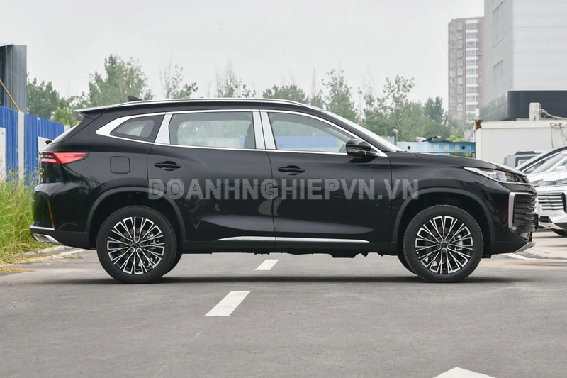 SUV công suất 261 mã lực, giá hơn 420 triệu đồng, sẵn sàng ‘hất cẳng’ Hyndai Santa Fe