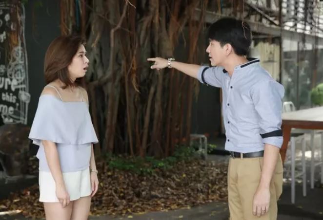 Bị chồng ép đi làm để trả nợ cho bố mẹ chồng, vợ tuyên bố một câu khiến anh phải nghiến răng chịu đựng