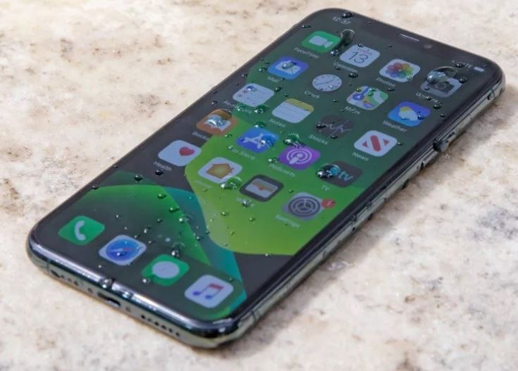 Phone 11 Pro hạ giá khủng, camera ba mắt, màn OLED rẻ nhất Việt Nam vẫn mượt như iPhone 16 Pro