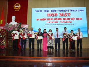 An Giang, Kiên Giang luôn đồng hành và tạo thuận lợi để doanh nghiệp an tâm sản xuất