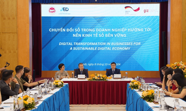 Hỗ trợ doanh nghiệp chuyển đổi số, hướng tới xây dựng kinh tế số bền vững