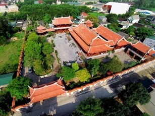 Biệt phủ toàn gỗ quý như 'Tử Cấm Thành' của đại gia xứ Nghệ