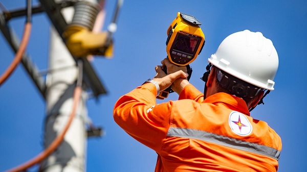 Điều chỉnh giá bán lẻ điện bình quân: Doanh nghiệp nói gì?