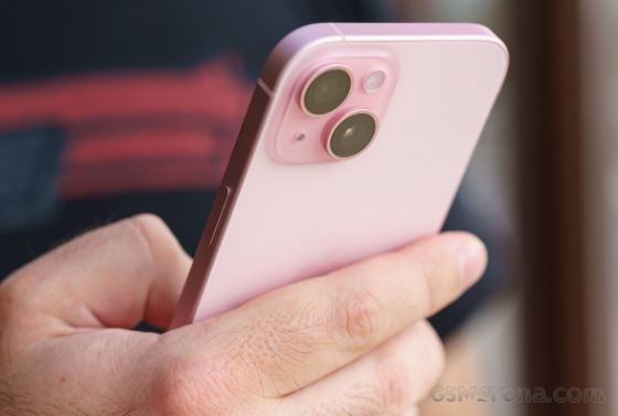 iPhone 15 giảm giá thấp nhất trong năm, đập hộp rẻ hơn iPhone 16 ít nhất 5 triệu, Galaxy S24 cũng lo